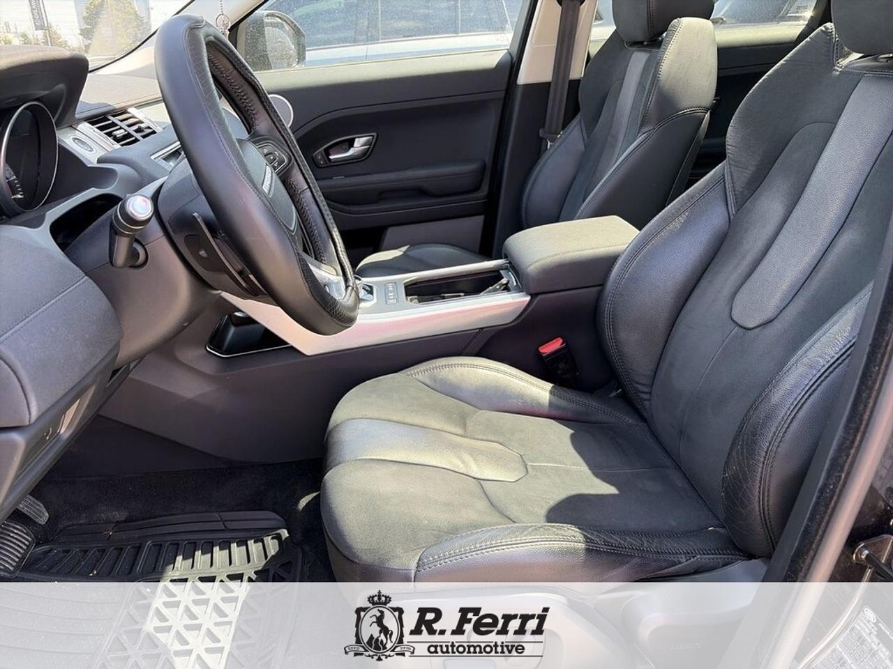 2015 Land Rover Range Rover Evoque Pure 4x4 5-Door Photo