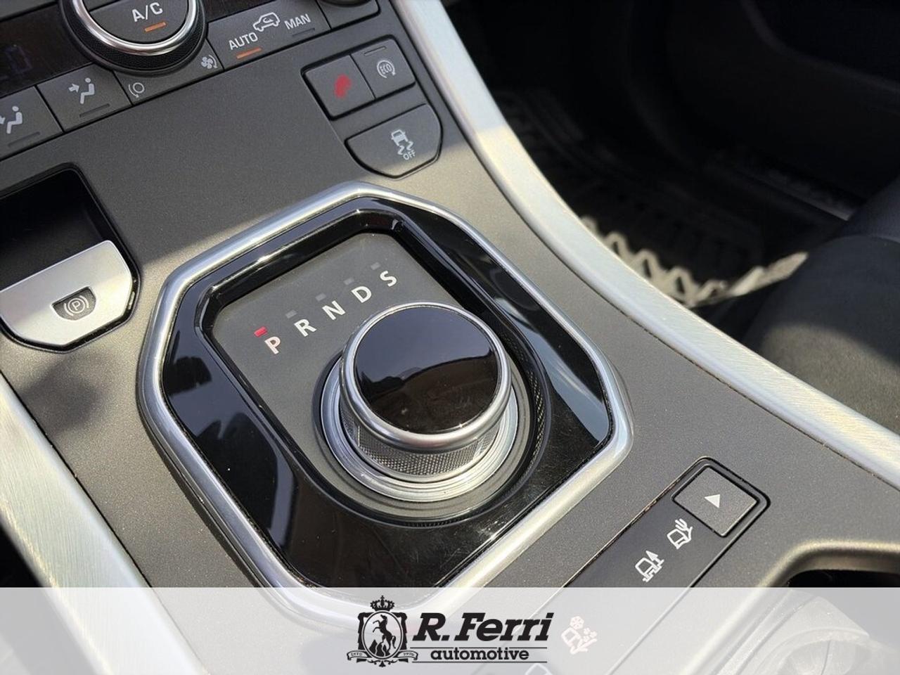 2015 Land Rover Range Rover Evoque Pure 4x4 5-Door Photo