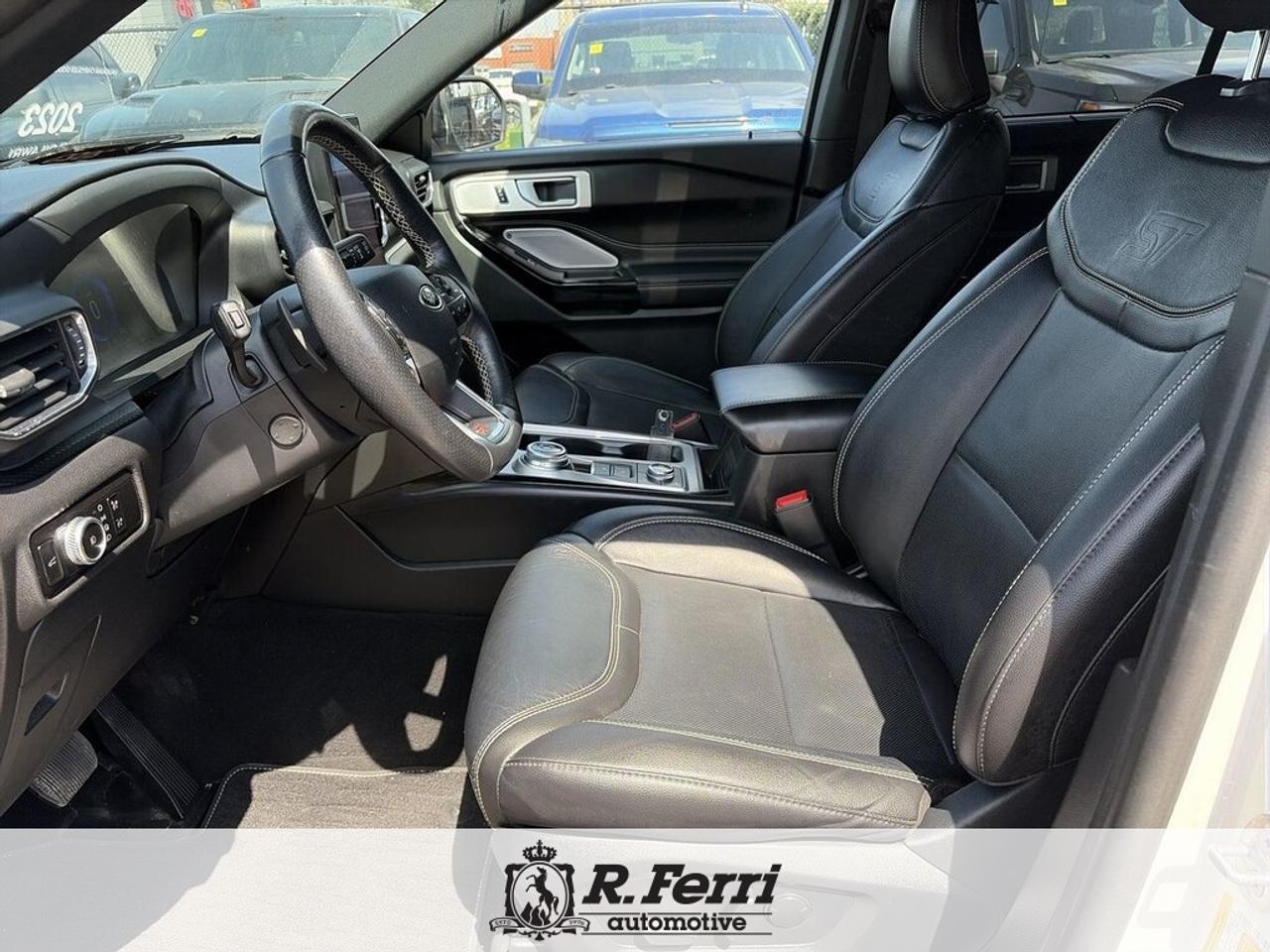 2023 Ford Explorer ST 4dr 4x4 Photo