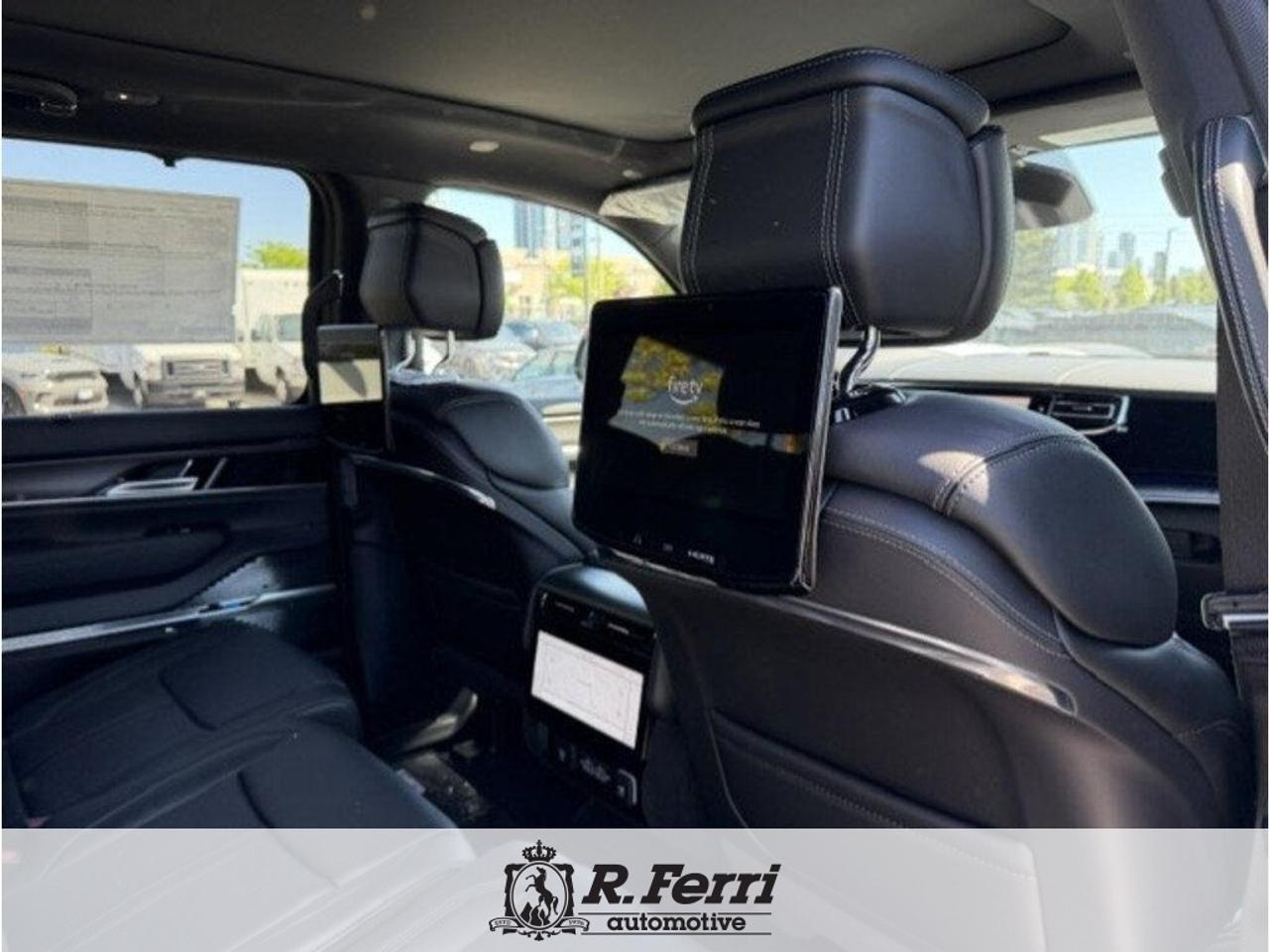 2026 Jeep Grand Wagoneer Summit 4dr 4x4 Photo