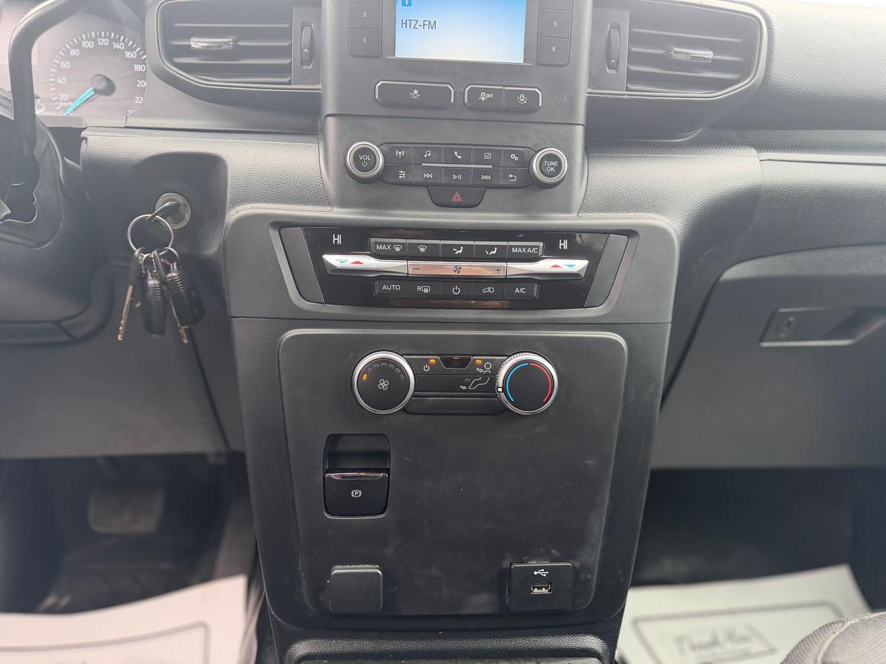 2020 Ford Explorer ST Photo