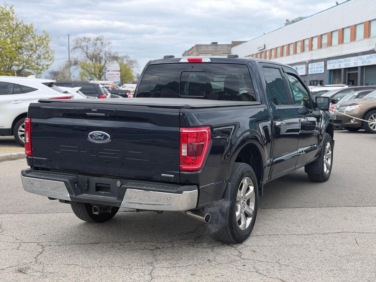 2023 Ford F-150 XLT Photo