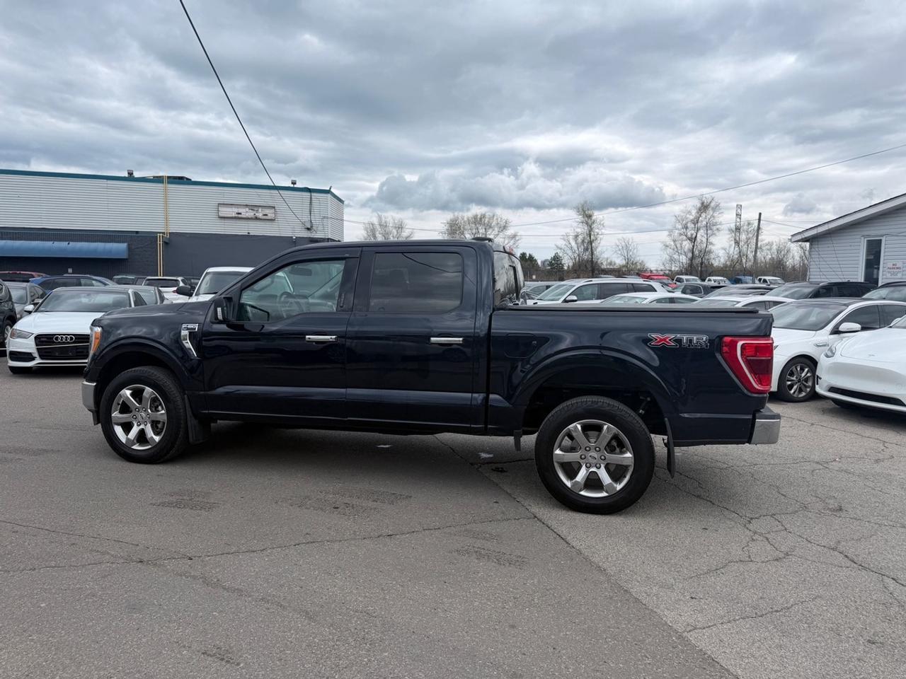2023 Ford F-150 XLT Photo4
