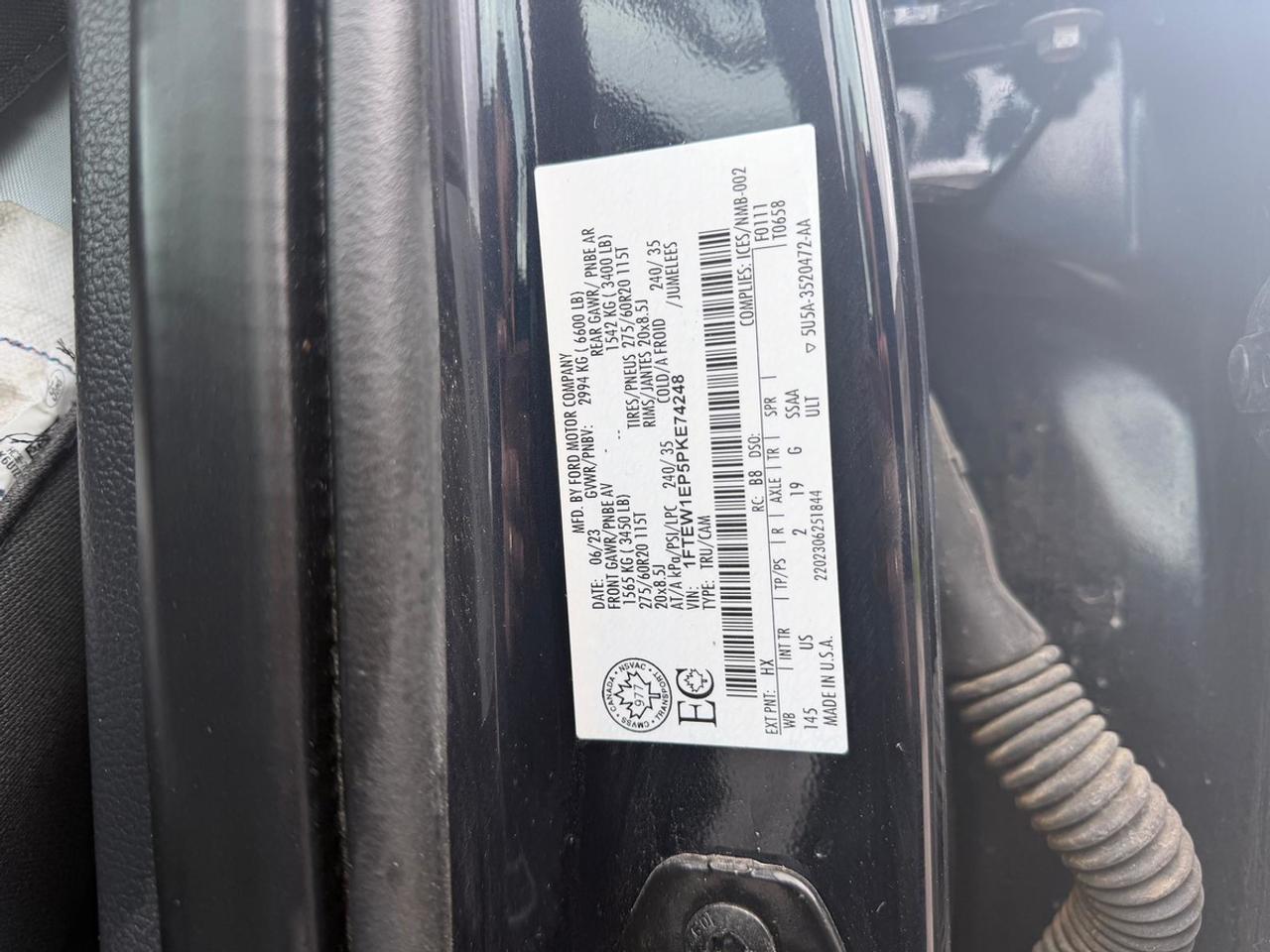 2023 Ford F-150 XLT Photo