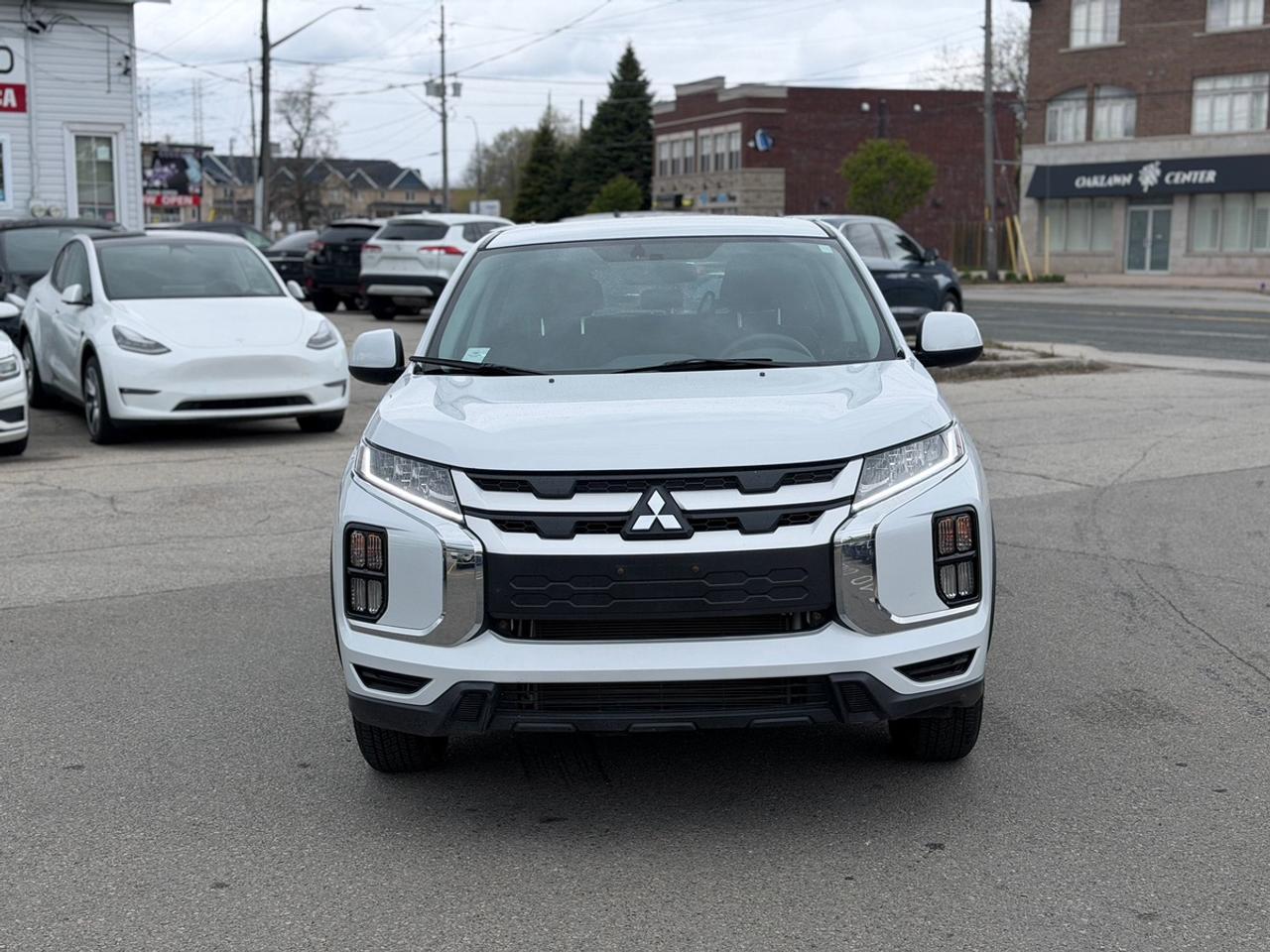 2025 Mitsubishi RVR SE Photo