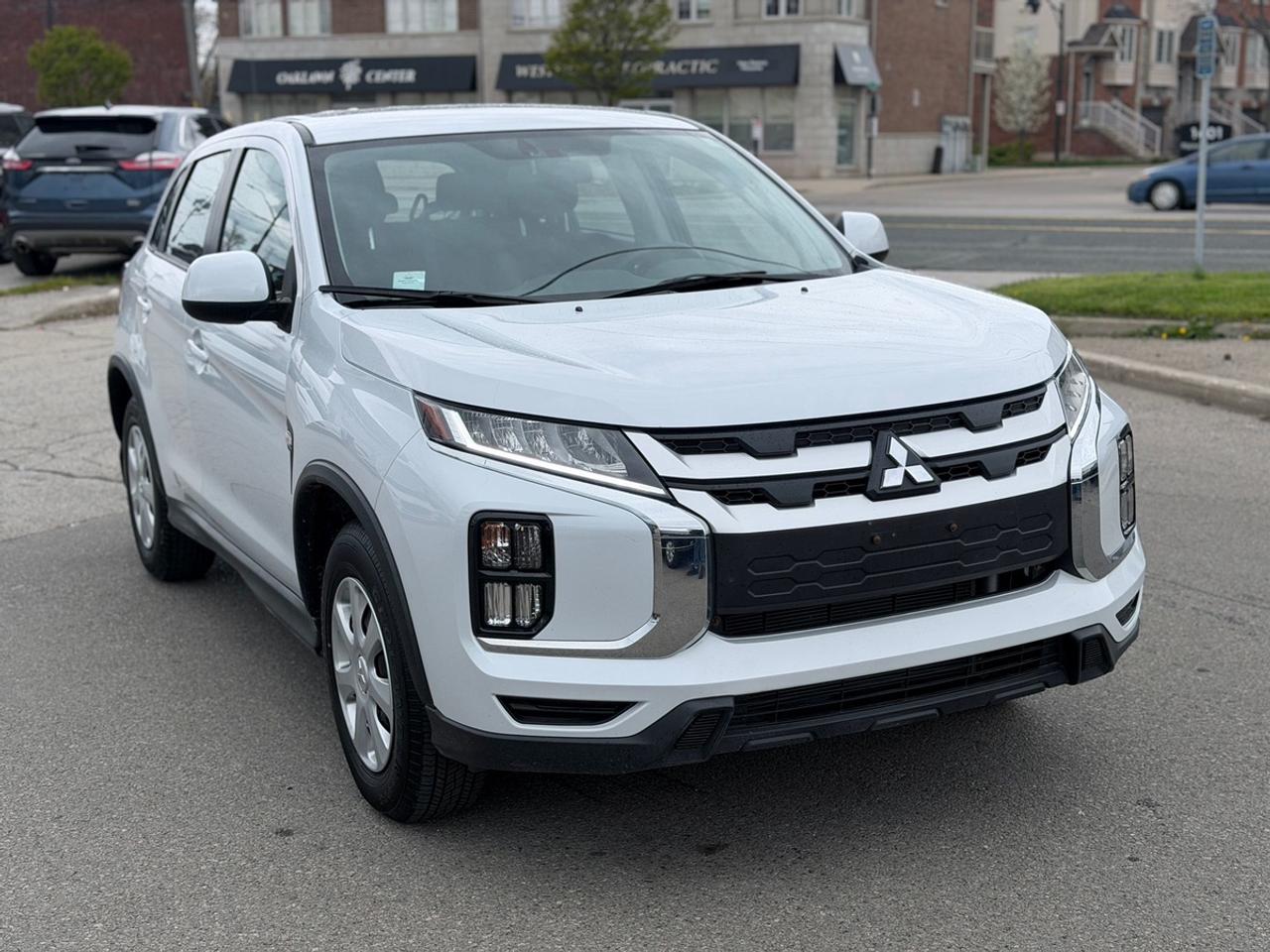 2025 Mitsubishi RVR SE Photo