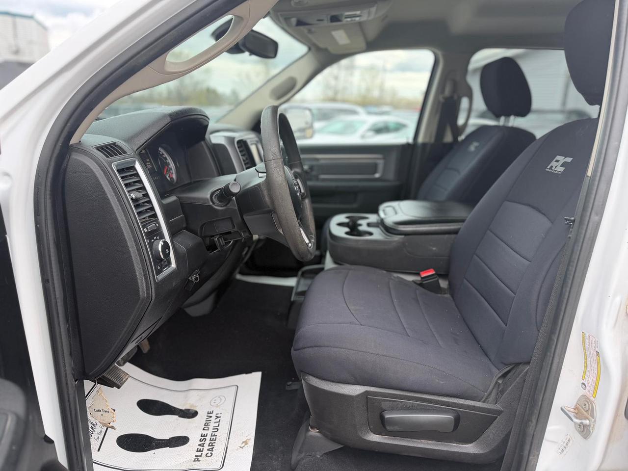 2022 RAM 1500 Classic TRADESMAN Photo