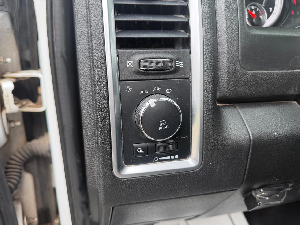 2022 RAM 1500 Classic TRADESMAN Photo