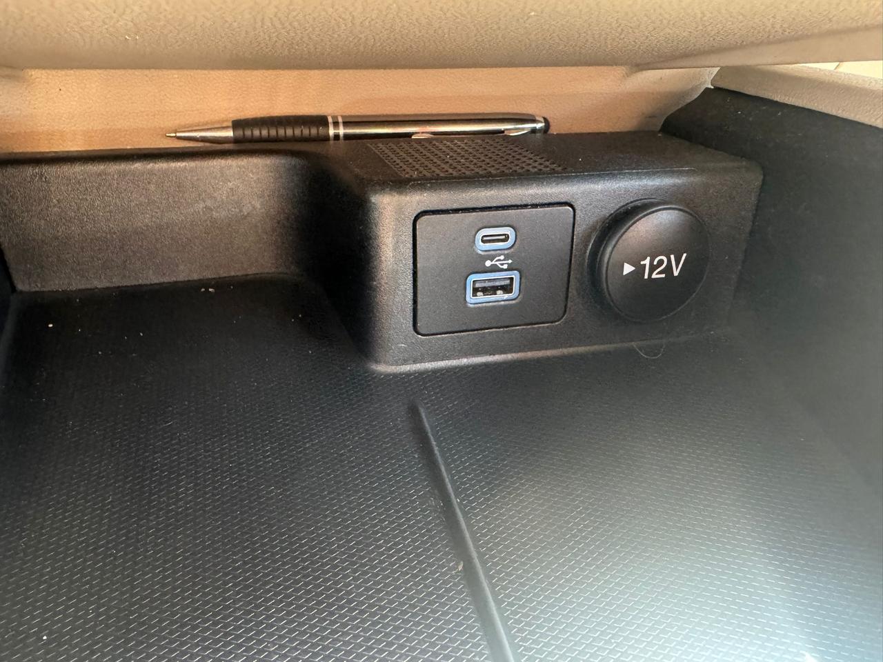 2022 Ford Escape SEL Photo