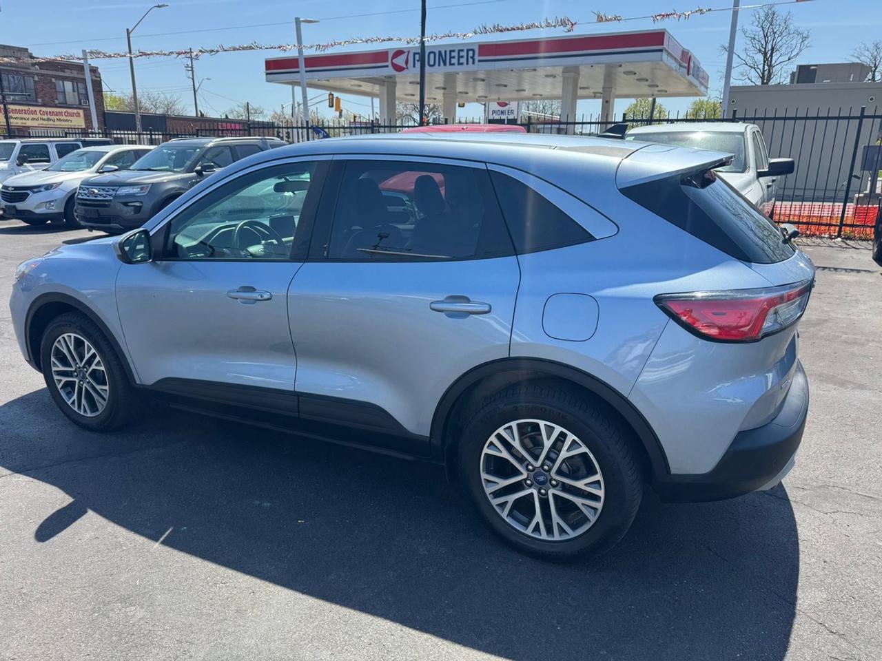 2022 Ford Escape SEL Photo