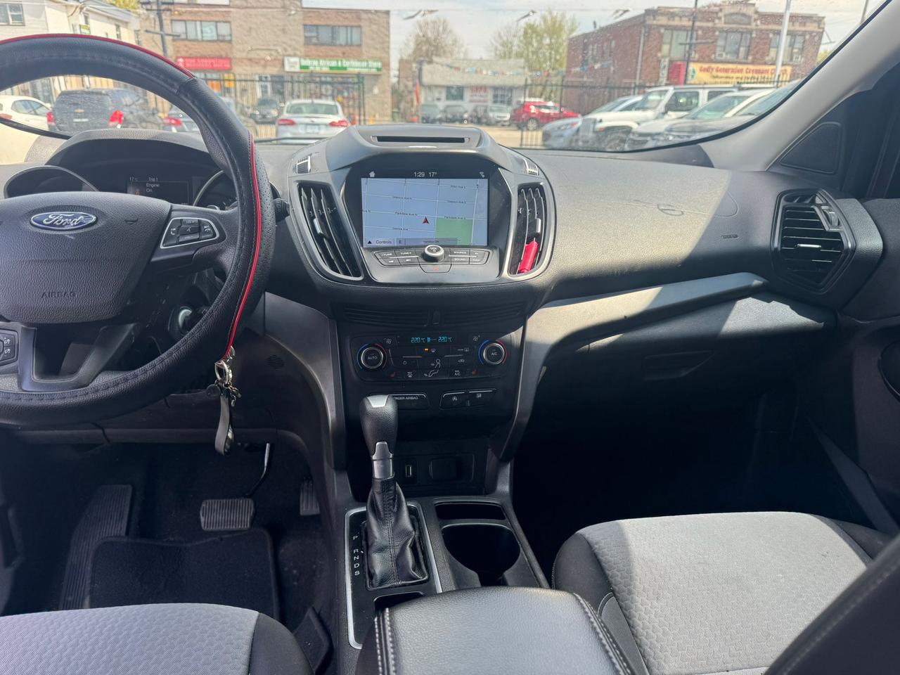 2017 Ford Escape SE Photo