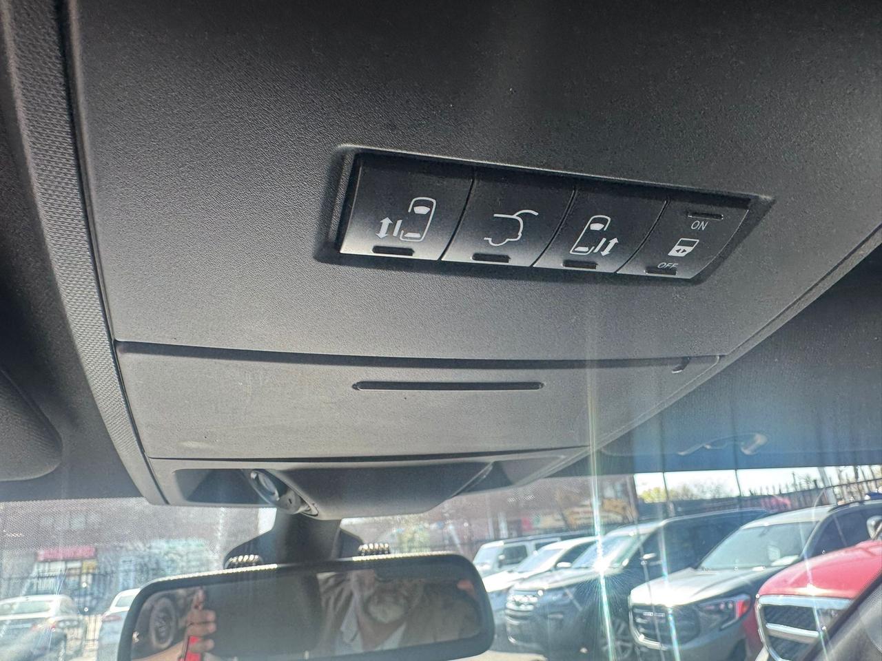 2020 Dodge Grand Caravan GT Photo
