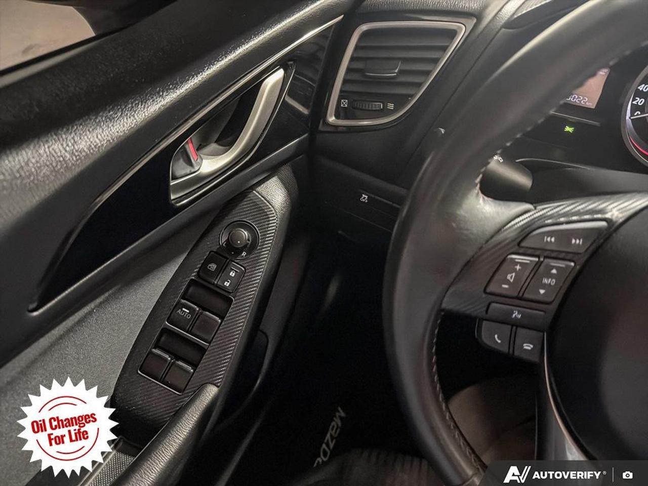 2015 Mazda MAZDA3  Photo