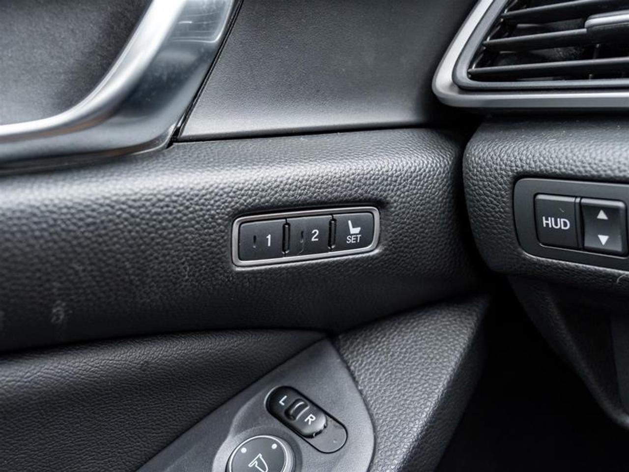2020 Honda Accord Touring 1.5T 4dr Sedan Photo