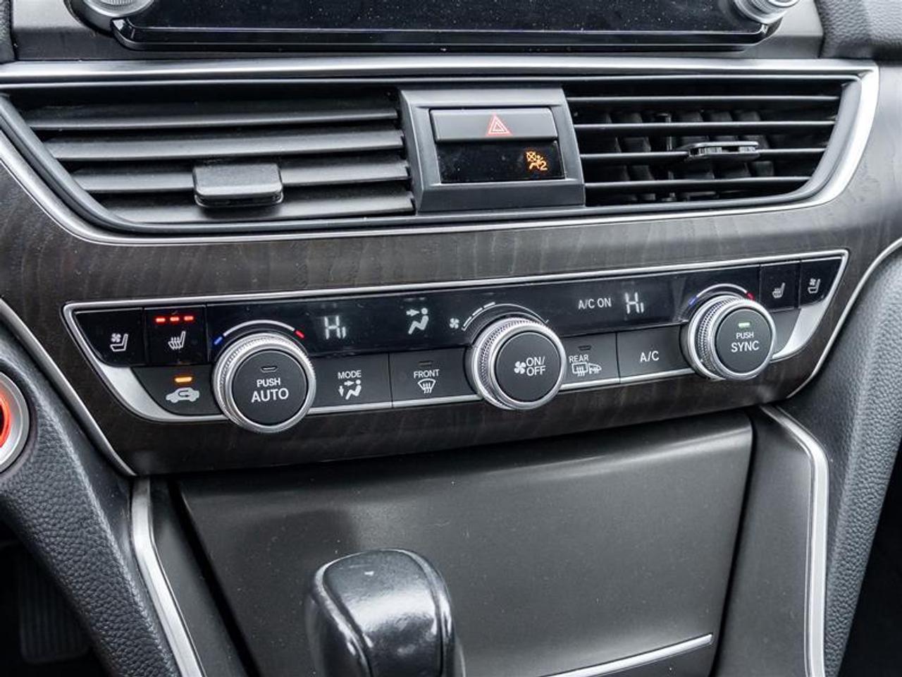 2020 Honda Accord Touring 1.5T 4dr Sedan Photo
