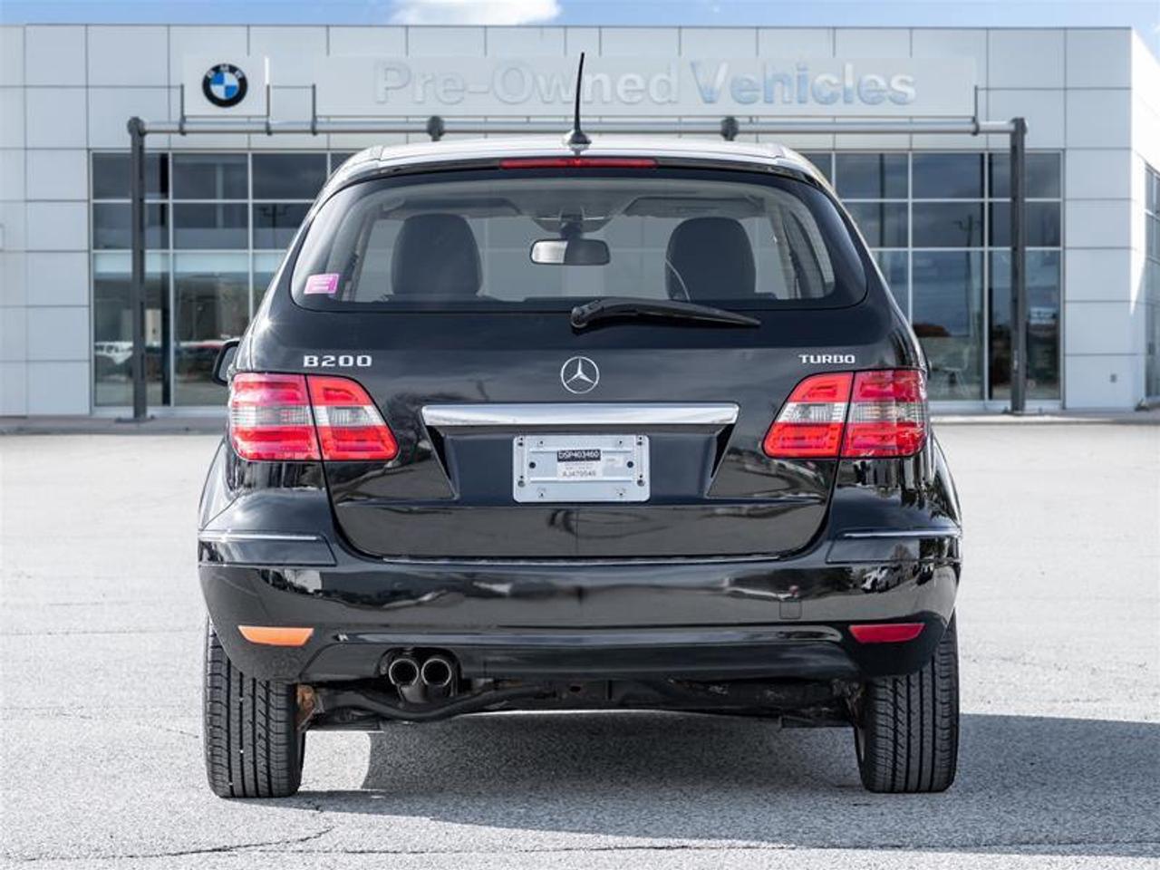 2010 Mercedes-Benz B-Class Base B 200 4dr Hatchback Photo