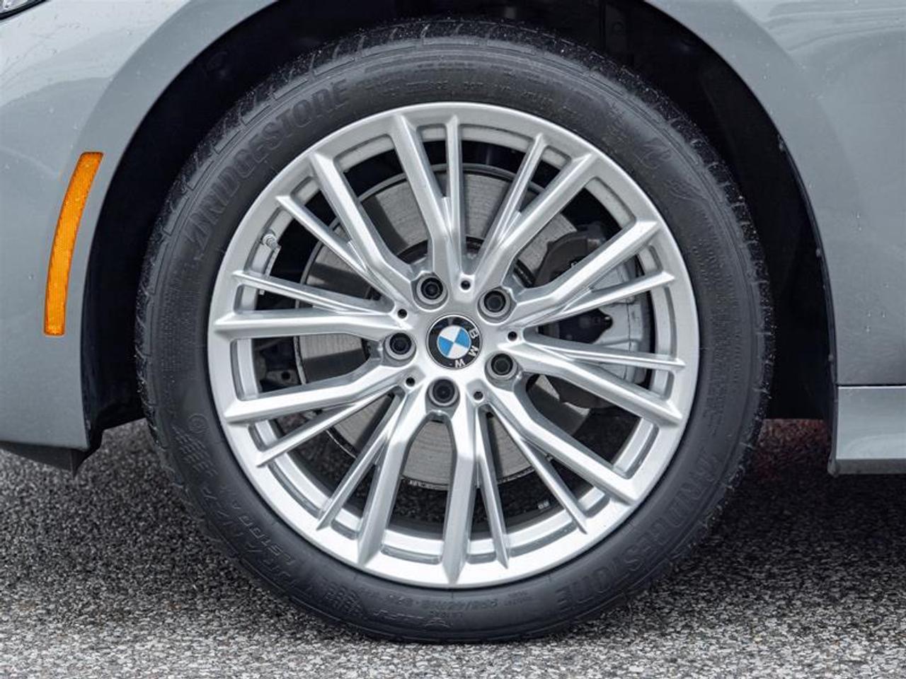 2023 BMW 330 i xDrive 4dr All-Wheel Drive Sedan Photo