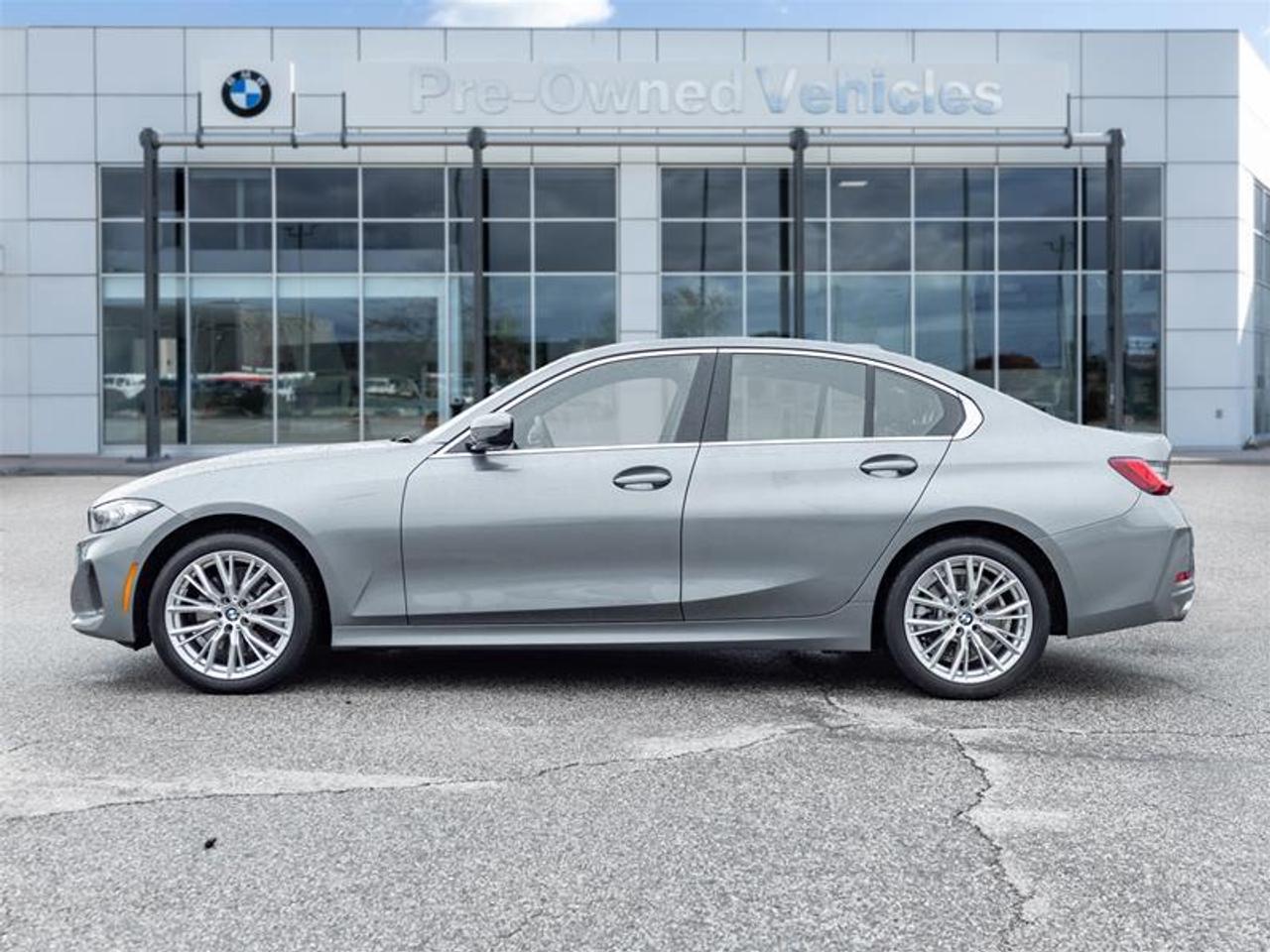 2023 BMW 330 i xDrive 4dr All-Wheel Drive Sedan Photo3