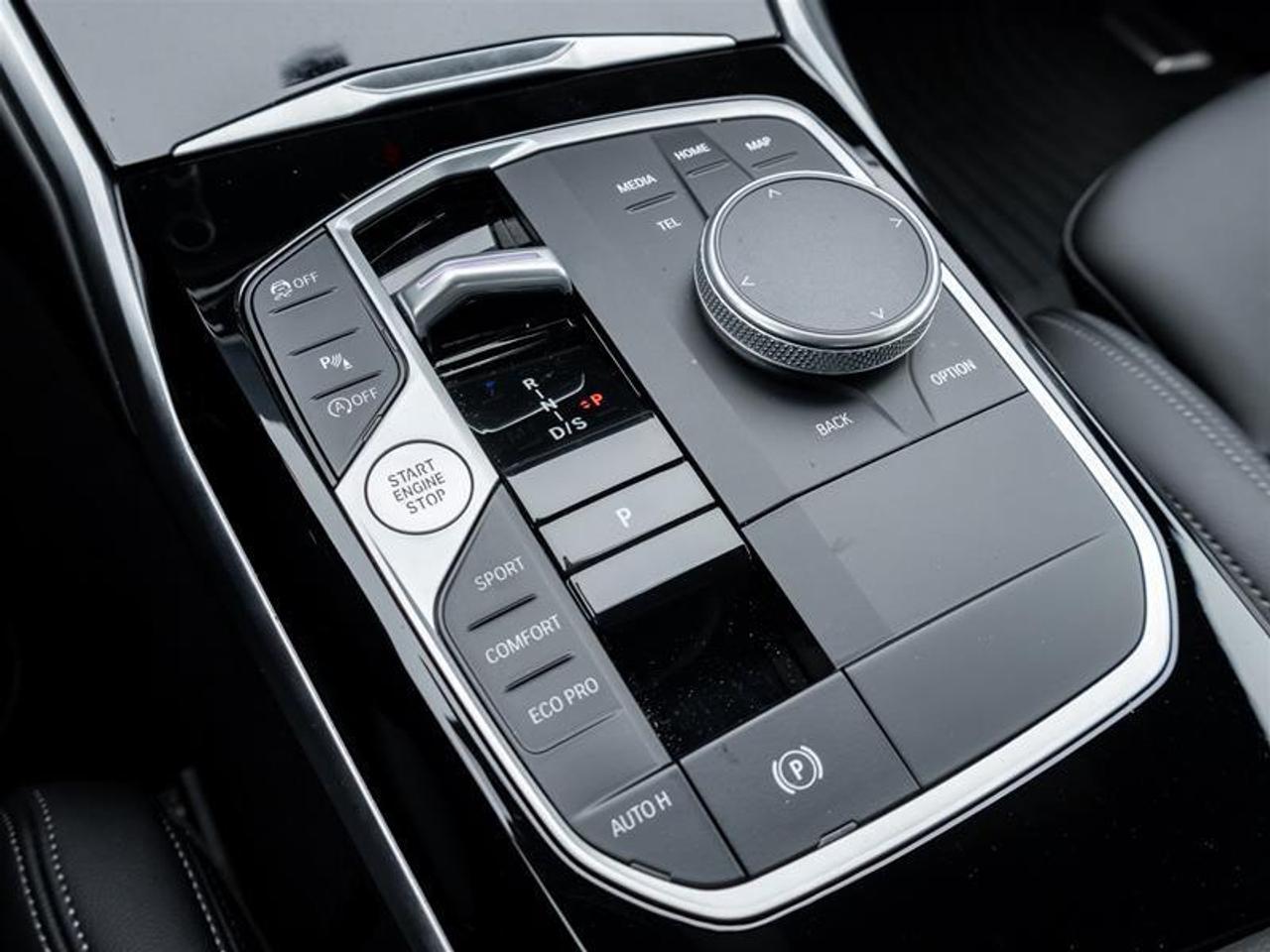 2023 BMW 330 i xDrive 4dr All-Wheel Drive Sedan Photo