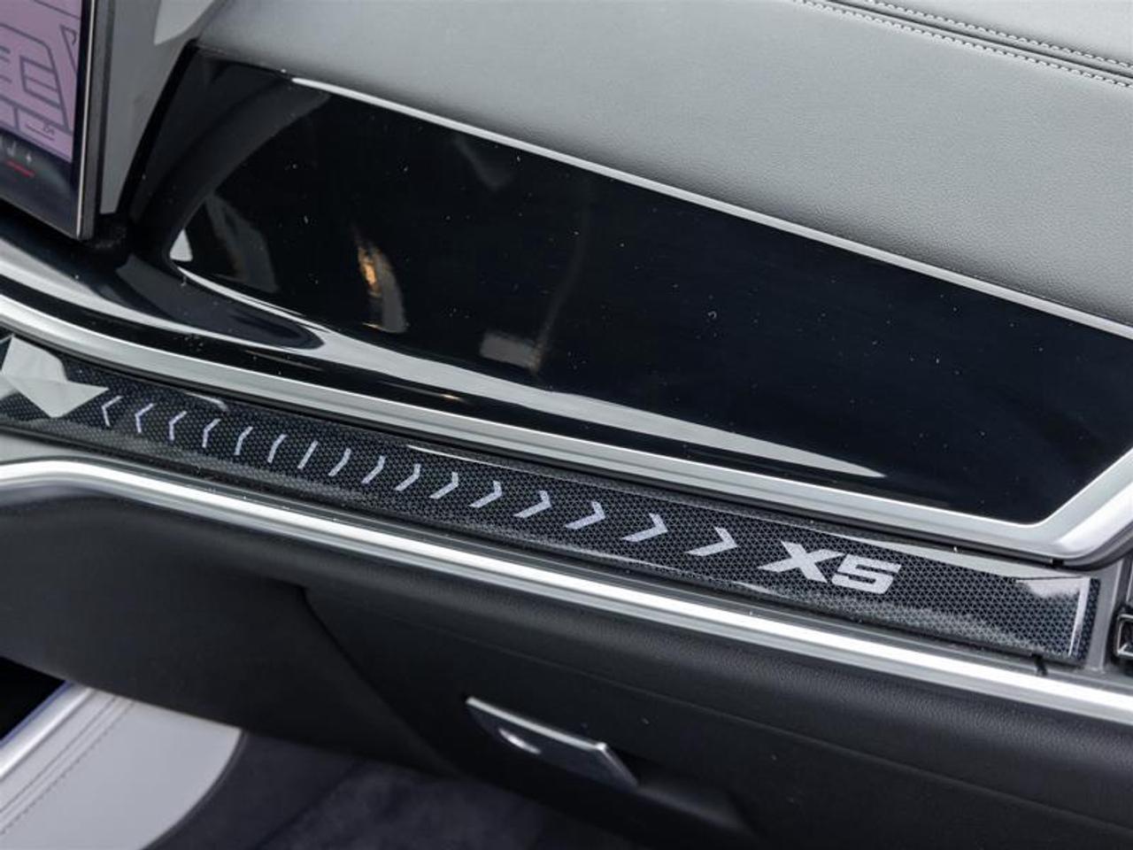 2024 BMW X5 xDrive40i 4dr All-Wheel Drive Sports Activity Vehicle Photo