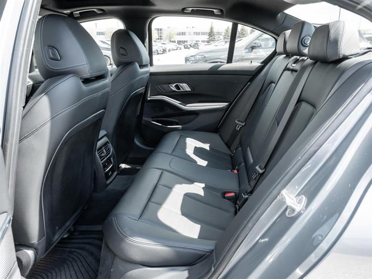 2024 BMW 330e xDrive 4dr All-Wheel Drive Sedan Photo