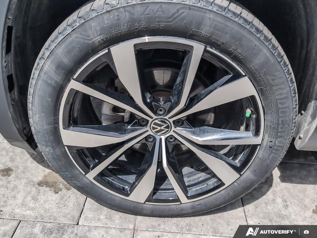 2024 Volkswagen Atlas 2.0 TSI Execline 4dr All-Wheel Drive 4MOTION Photo