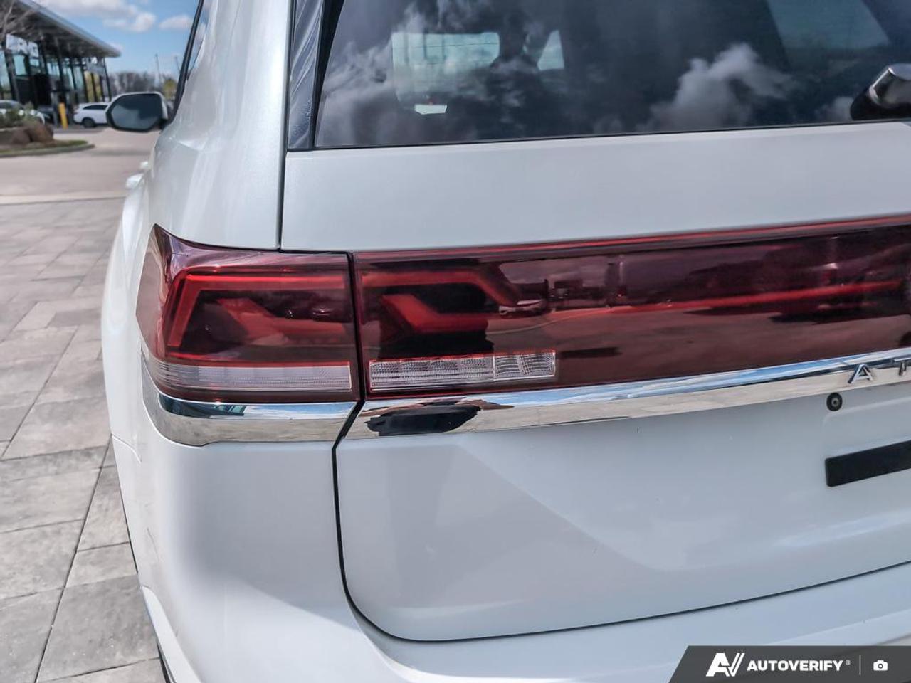 2024 Volkswagen Atlas 2.0 TSI Execline 4dr All-Wheel Drive 4MOTION Photo