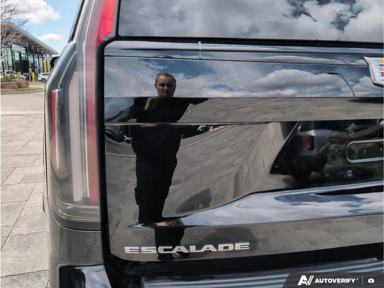 2023 Cadillac Escalade Sport All-Wheel Drive Photo