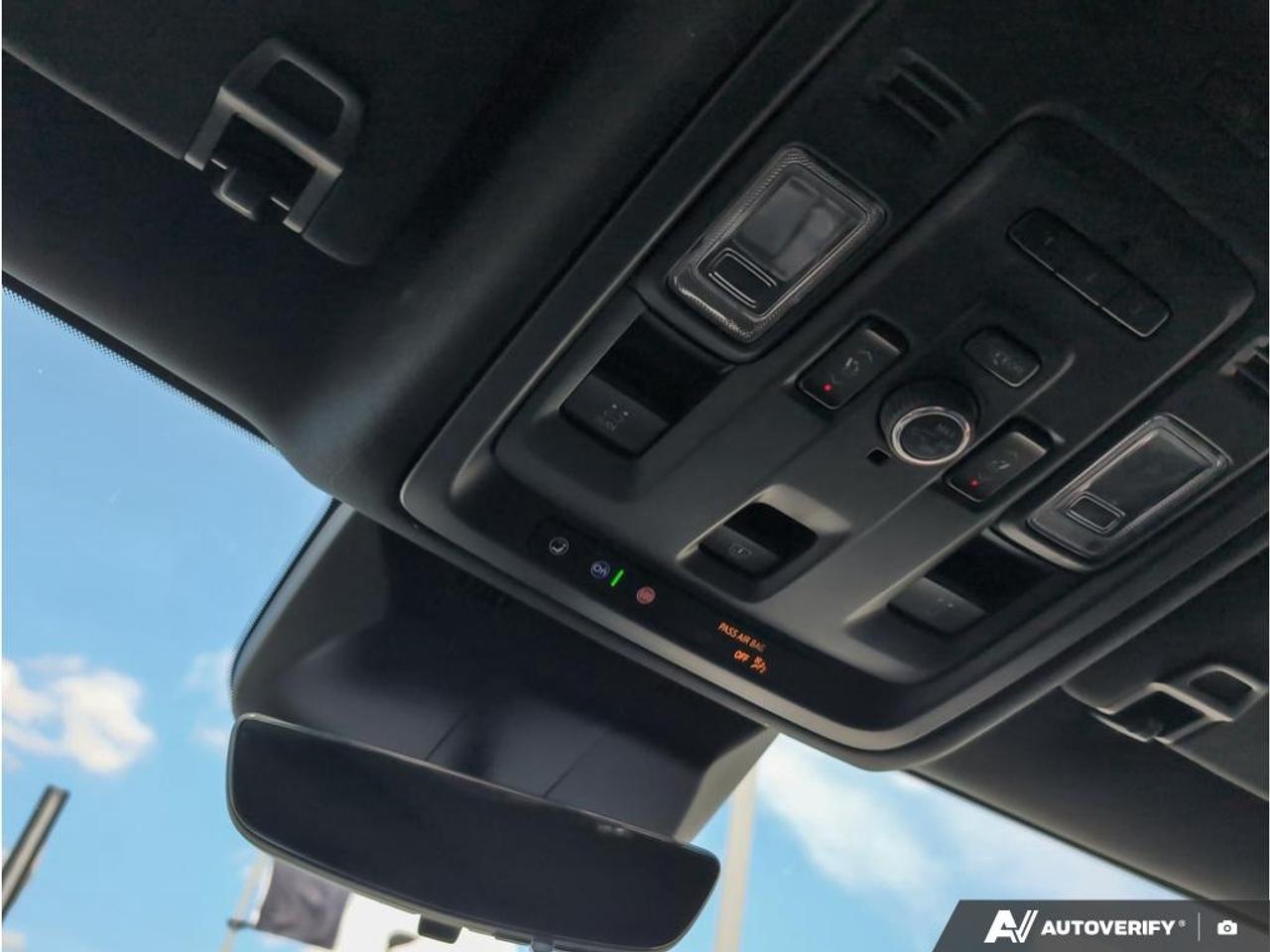 2023 Cadillac Escalade Sport All-Wheel Drive Photo