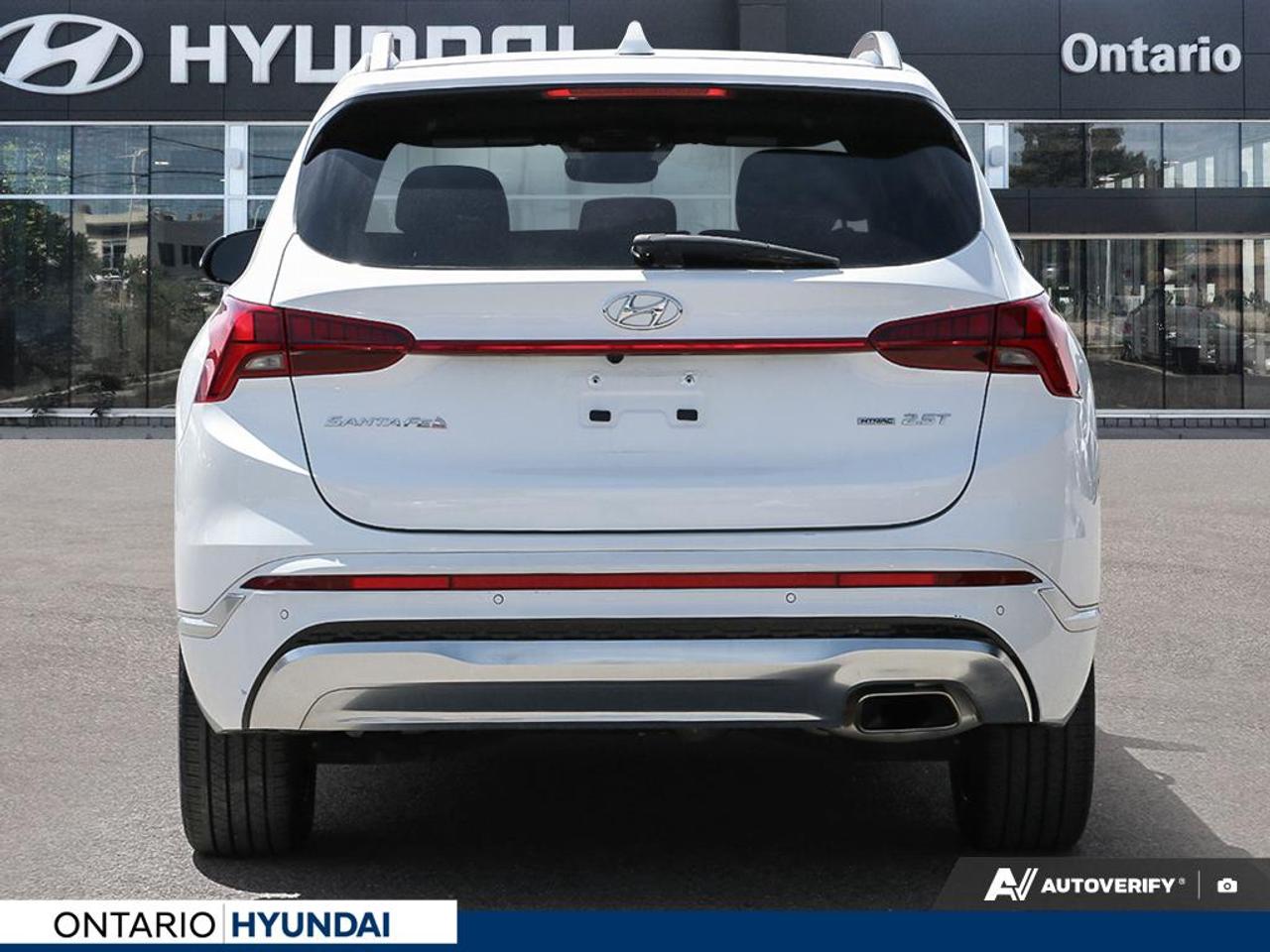 2023 Hyundai Santa Fe Ultimate Calligraphy 4dr All-Wheel Drive Photo4