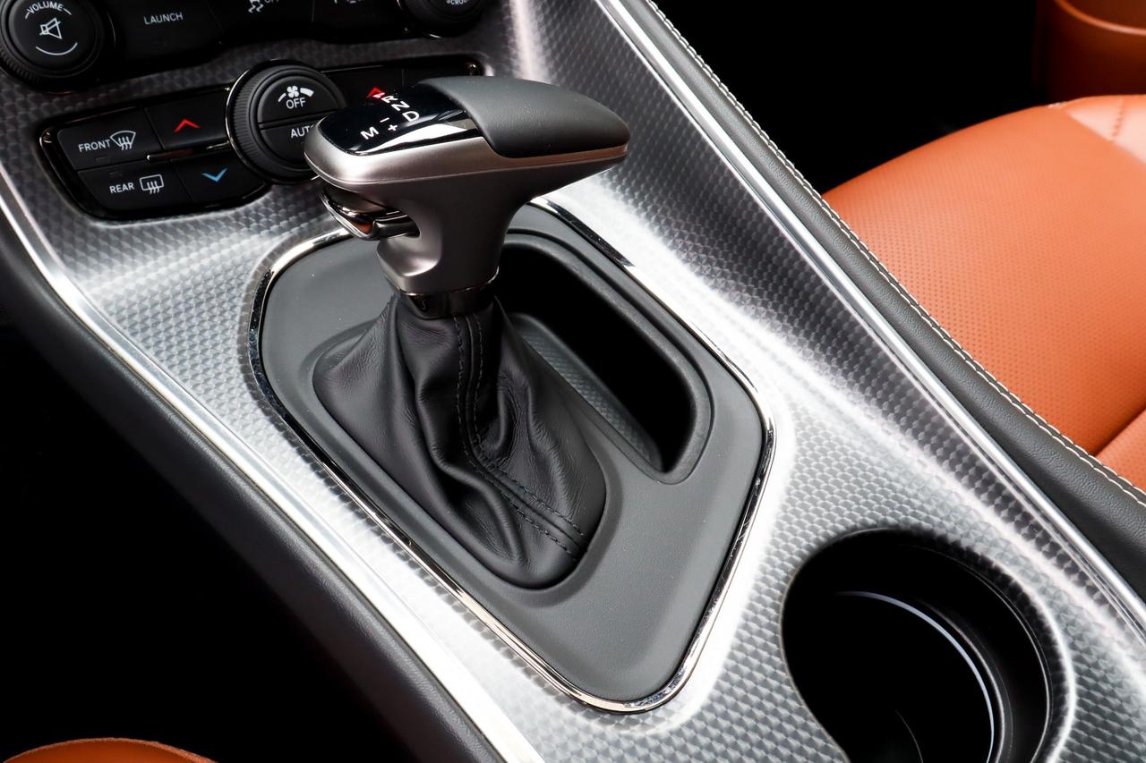 2016 Dodge Challenger  Photo