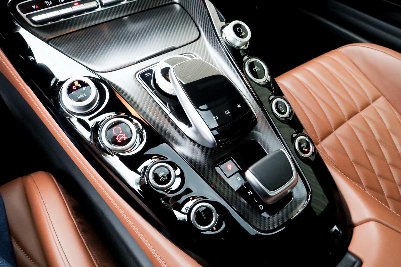 2017 Mercedes-Benz AMG GT  Photo