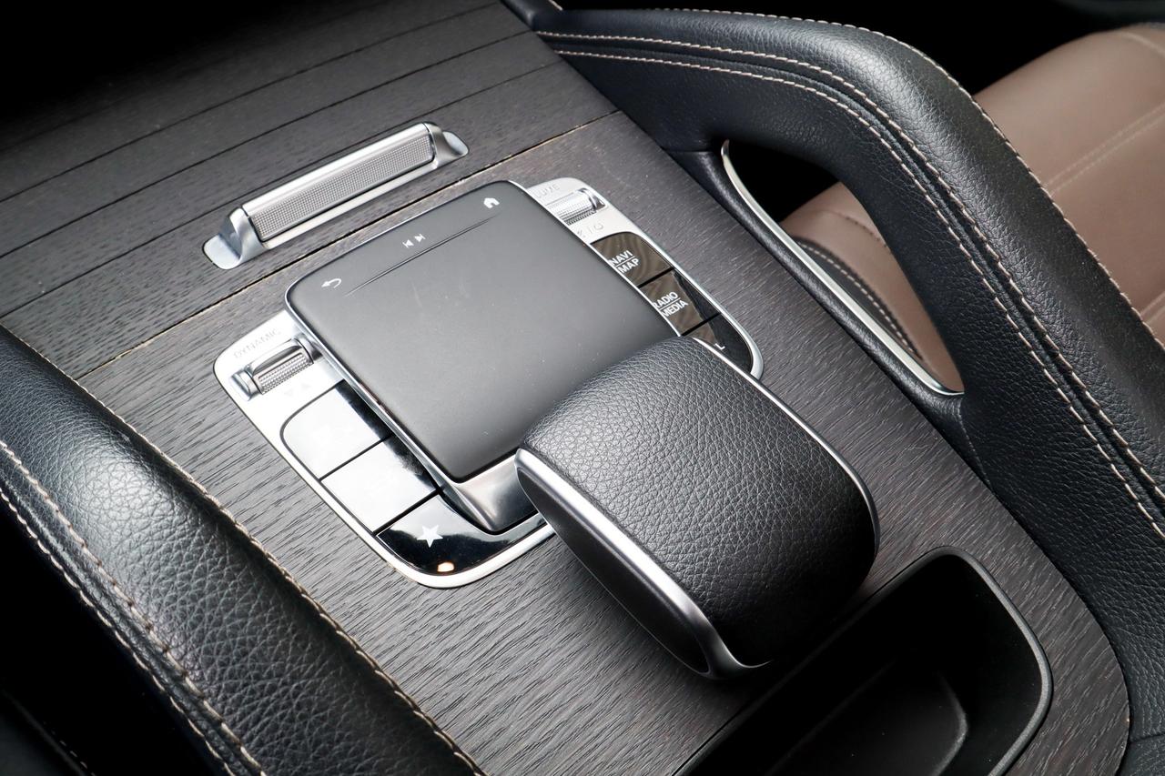 2020 Mercedes-Benz GLE  Photo