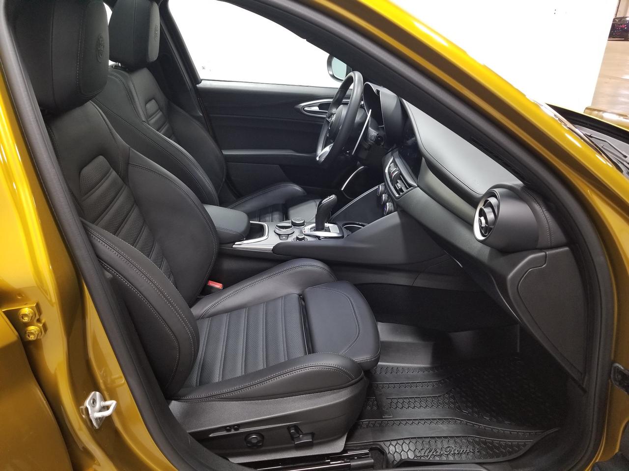 2022 Alfa Romeo Giulia Ti 4dr All-Wheel Drive Sedan Photo