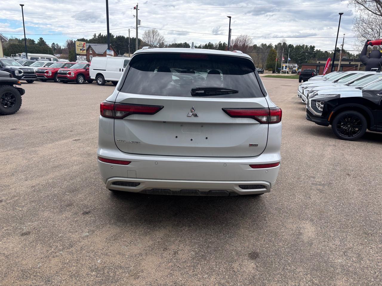 2022 Mitsubishi Outlander GT 4dr S-AWC Photo