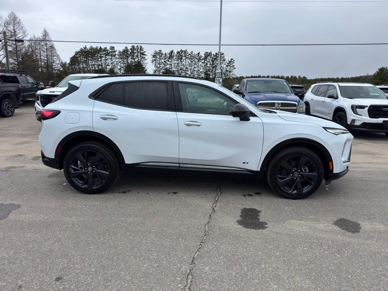 2026 Buick Envision AWD 4dr Sport Touring Photo3