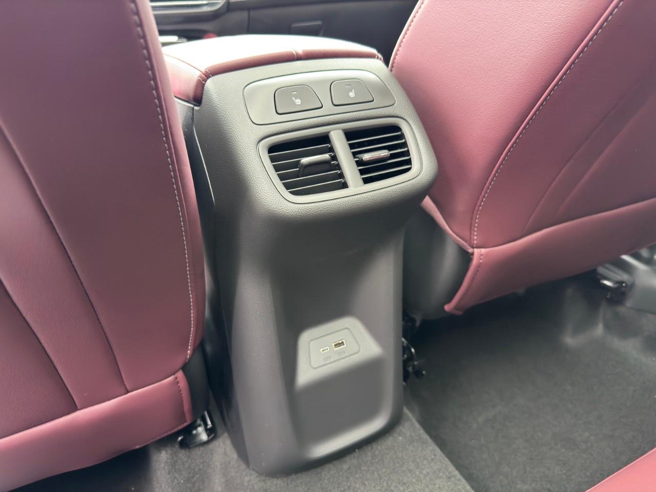 2026 Buick Envision AWD 4dr Sport Touring Photo