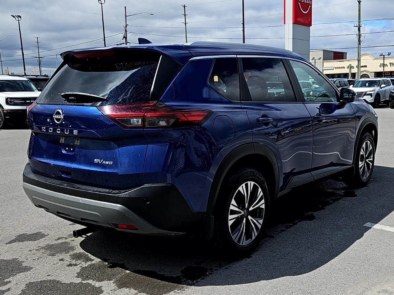 2022 Nissan Rogue AWD SV Photo