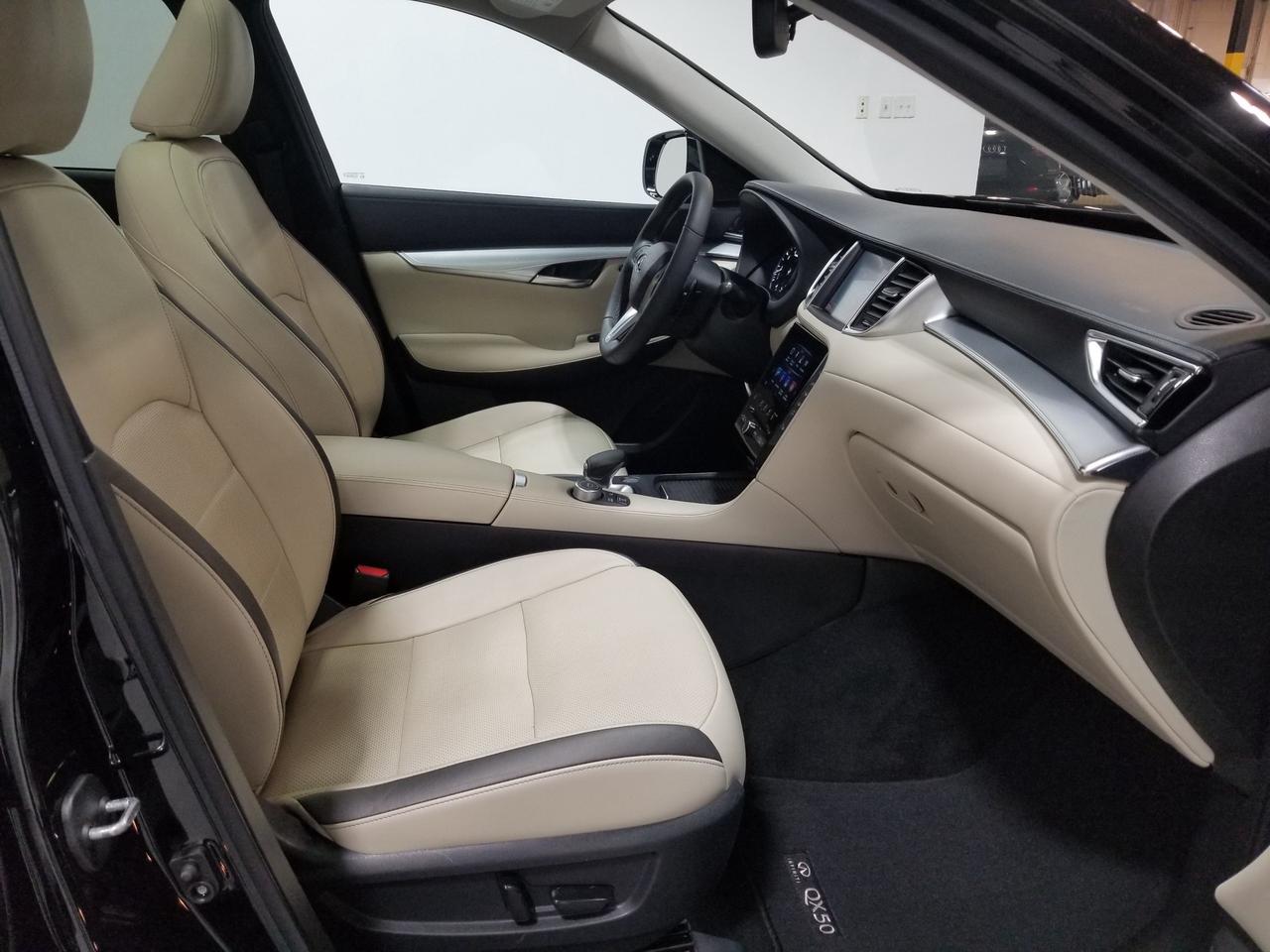 2019 Infiniti QX50 ESSENTIAL (CVT) 4dr All-Wheel Drive Photo