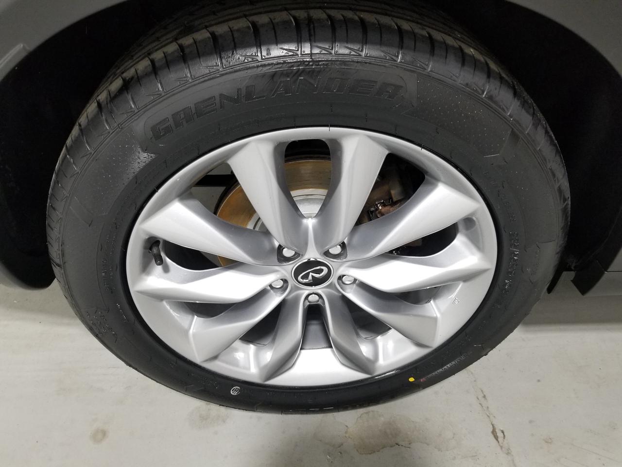 2019 Infiniti QX50 ESSENTIAL (CVT) 4dr All-Wheel Drive Photo