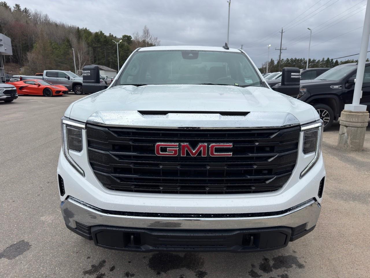 2026 GMC Sierra 1500 Regular Cab Long Box 4-Wheel Drive Pro Photo