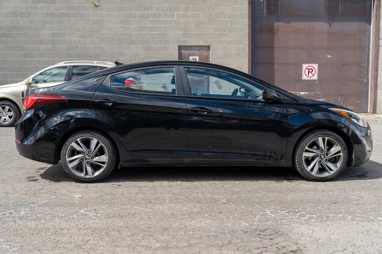 2015 Hyundai Elantra 4dr Sdn Auto GLS Photo