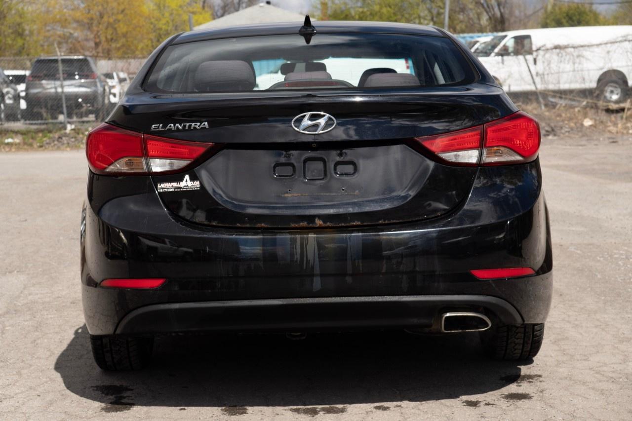 2015 Hyundai Elantra 4dr Sdn Auto GLS Photo
