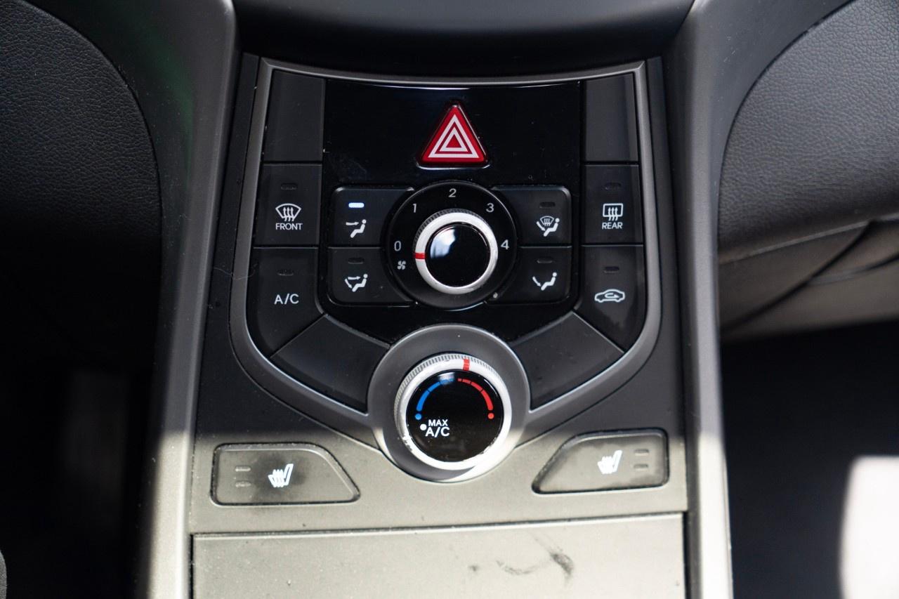 2015 Hyundai Elantra 4dr Sdn Auto GLS Photo