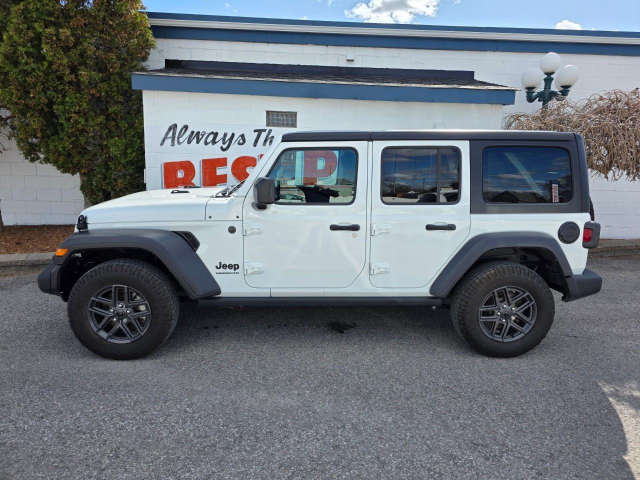 2024 Jeep Wrangler Sport 4dr 4x4 Photo4