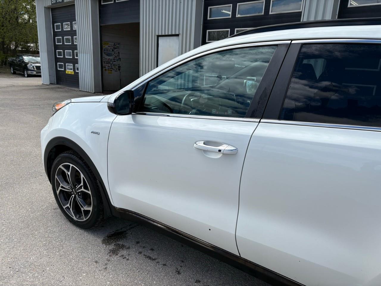 2021 Kia Sportage SX 4dr All-wheel Drive Photo