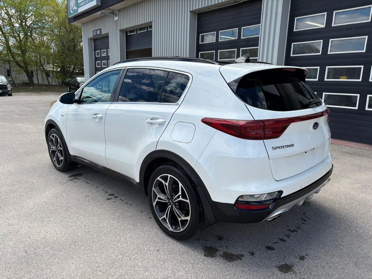 2021 Kia Sportage SX 4dr All-wheel Drive Photo