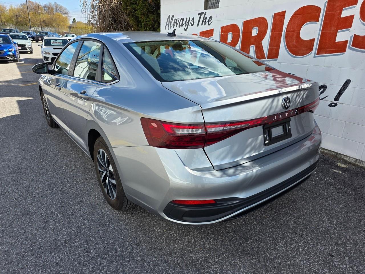 2025 Volkswagen Jetta Trendline 4dr Sedan Photo
