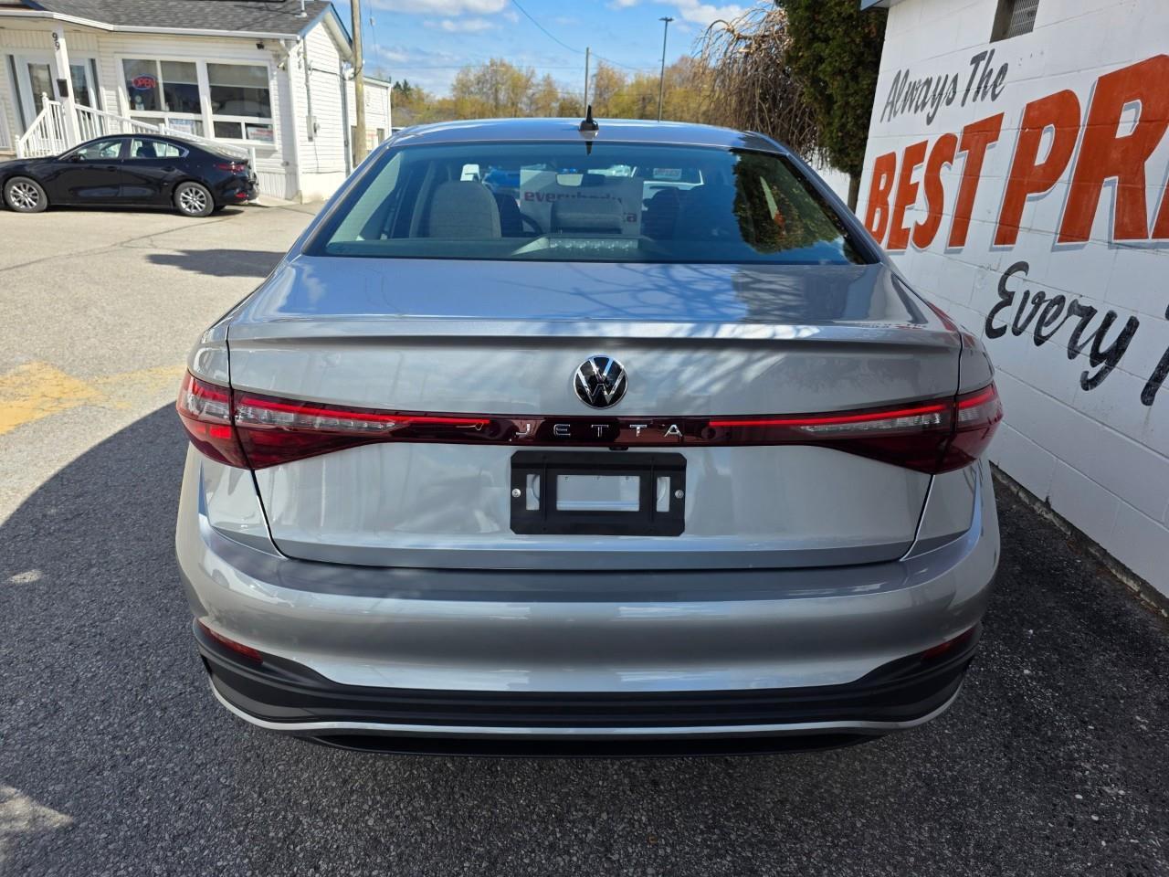 2025 Volkswagen Jetta Trendline 4dr Sedan Photo