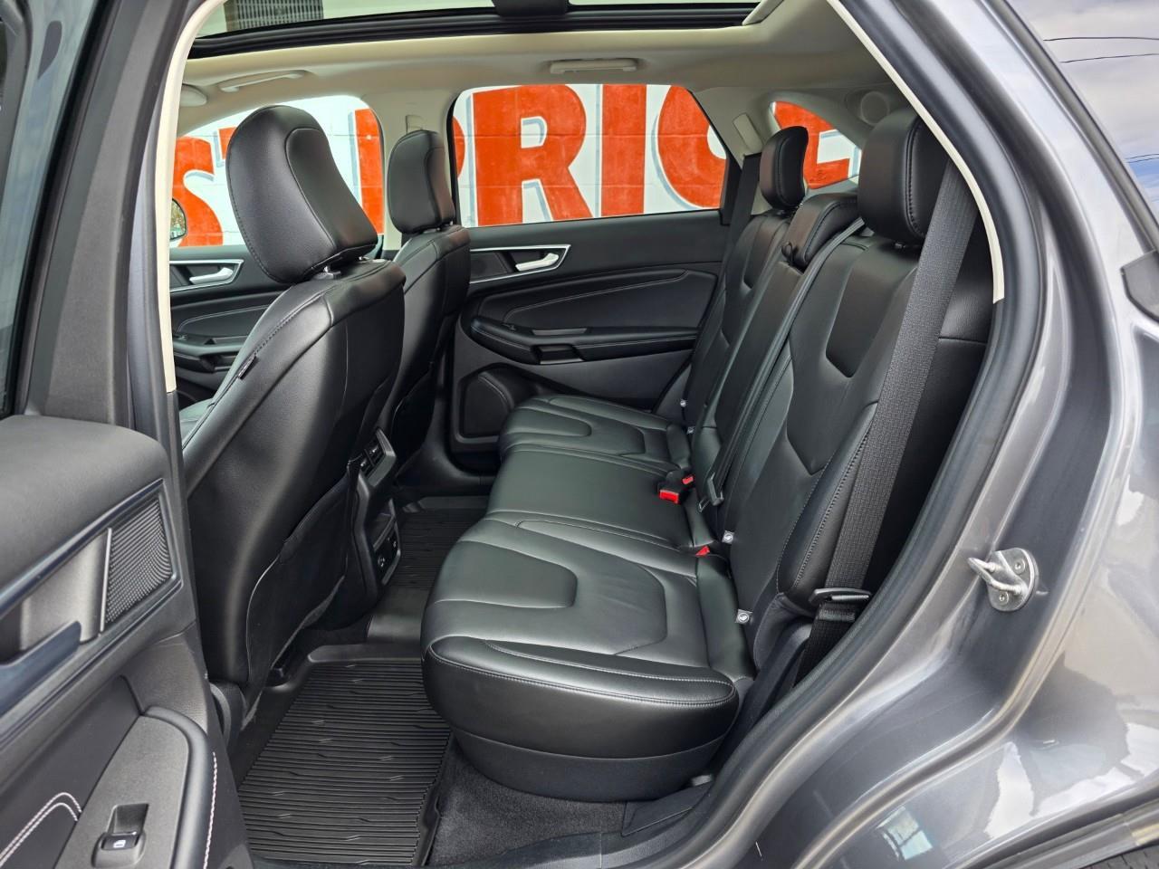 2021 Ford Edge TITANIUM 4DR ALL-WHEEL DRIVE Photo
